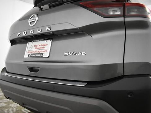 Used 2021 Nissan Rogue SV w/ Premium Package AWD/4WD image 42