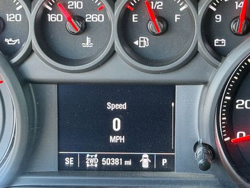 Used 2024 Chevrolet Silverado 3500 W/T image 34