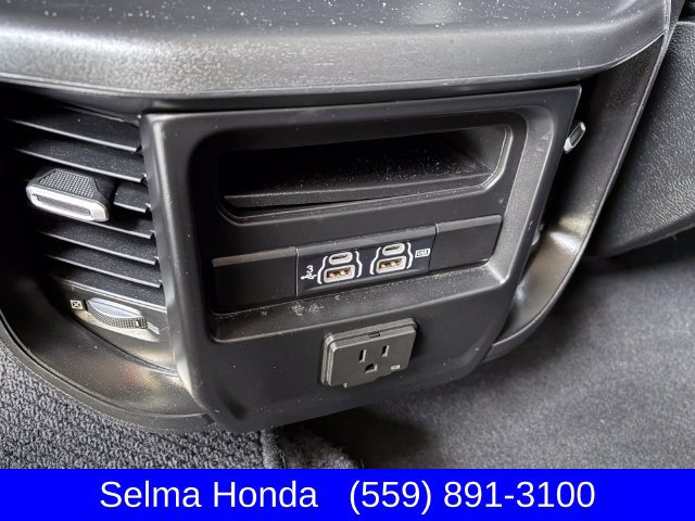 Used 2019 RAM 1500 Laramie RWD image 9