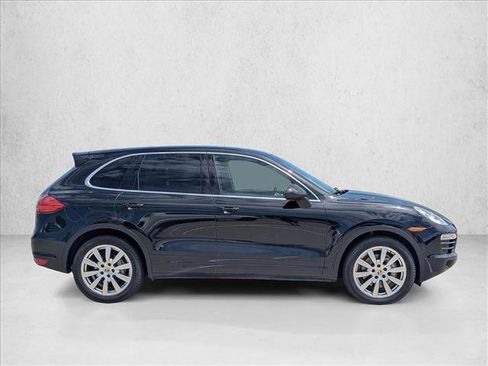 Used 2013 Porsche Cayenne S AWD/4WD image 4