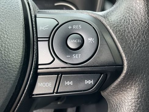 Certified 2024 Toyota RAV4 XLE AWD/4WD image 20