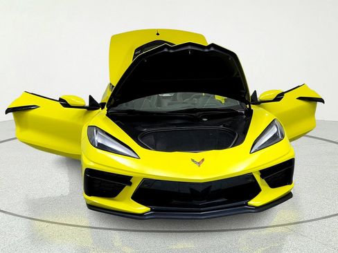 Used 2023 Chevrolet Corvette Stingray Premium Cpe w/ Z51 Performance Package RWD image 15