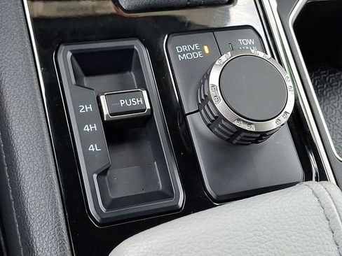 Certified 2025 Toyota Tundra Limited AWD/4WD image 24