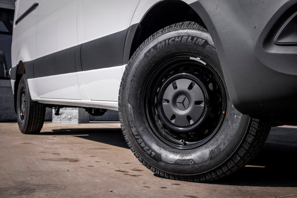 Used 2026 Mercedes-Benz Sprinter 2500 image 7