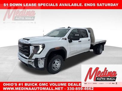 New 2026 GMC Sierra 3500 Pro w/ Convenience Package