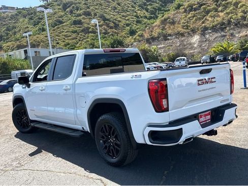New 2026 GMC Sierra 1500 Elevation AWD/4WD image 3