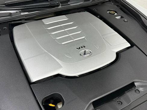 Used 2013 Lexus LS 460 w/ Comfort Pkg RWD image 47