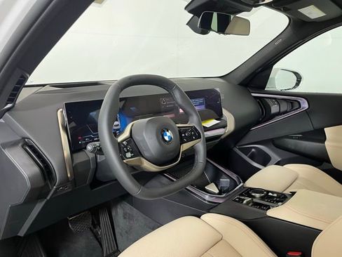 New 2025 BMW X3 xDrive30i w/ Premium Package image 9