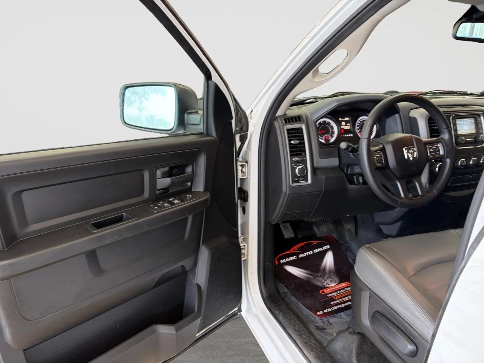 Used 2016 RAM 1500 Tradesman RWD image 11