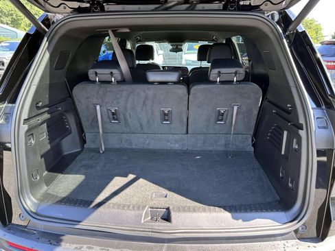 Used 2024 Chevrolet Traverse LT AWD/4WD image 7