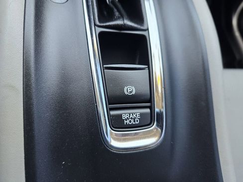 Used 2020 Honda HR-V LX image 21