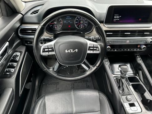Used 2022 Kia Telluride EX w/ EX Premium Package FWD image 13