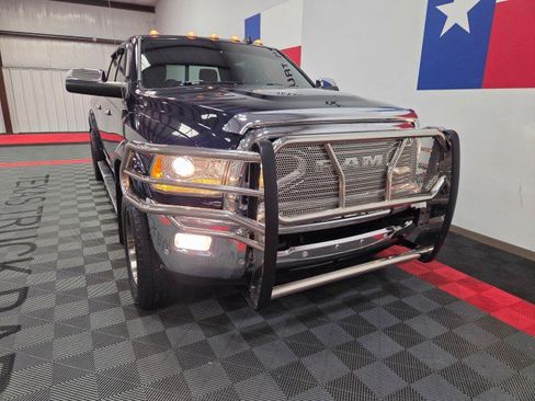 Used 2017 RAM 3500 Laramie Longhorn image 23
