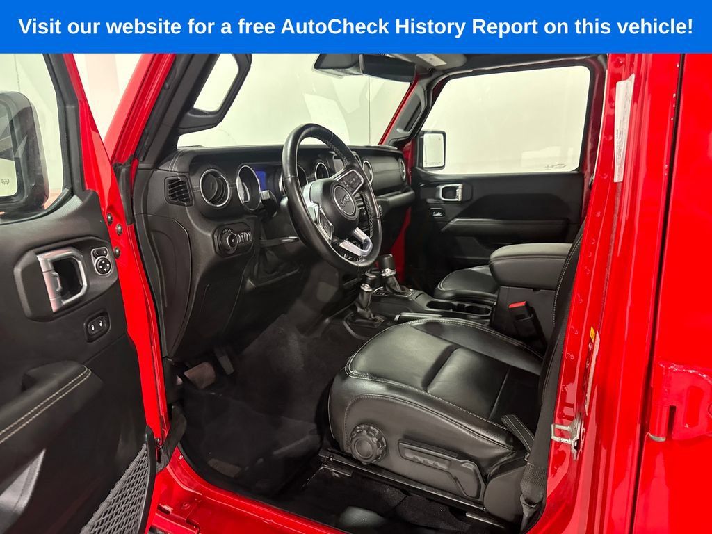 Used 2021 Jeep Wrangler Unlimited Sahara w/ Uconnect 4C Nav & Sound Group AWD/4WD image 15