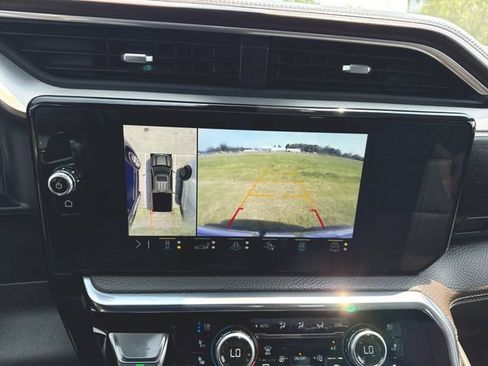 Used 2023 GMC Sierra 1500 Denali AWD/4WD image 15