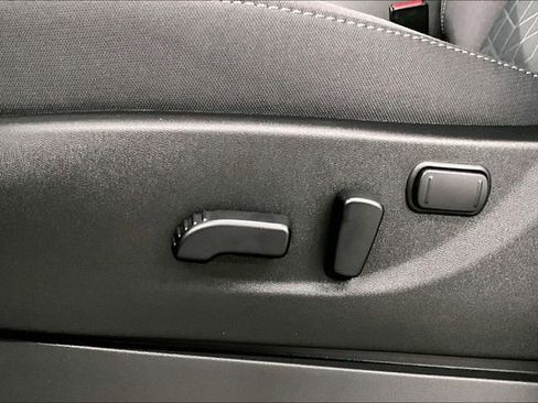 New 2026 Nissan Frontier SV RWD image 32
