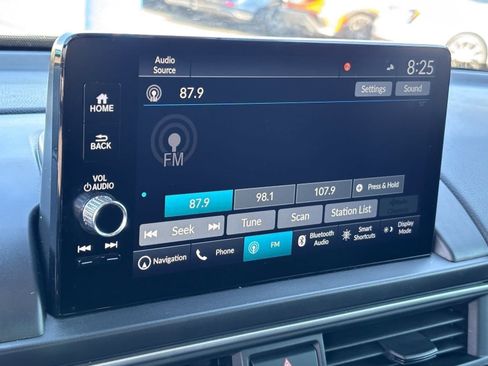Certified 2025 Honda Pilot Black Edition image 30