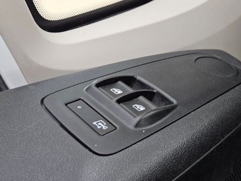 Used 2022 RAM ProMaster 2500 FWD image 23