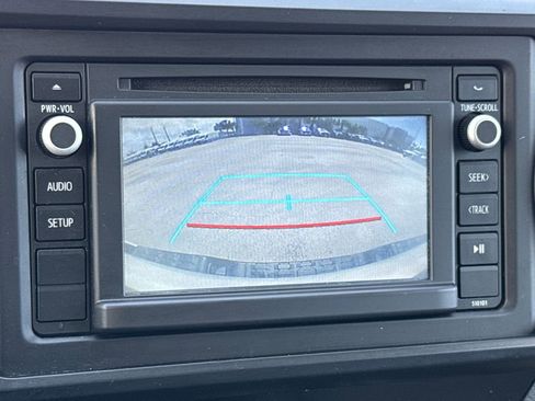 Used 2017 Toyota Tacoma SR image 20