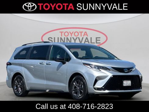 Certified 2024 Toyota Sienna XSE w/ XSE Plus Package AWD/4WD image 11