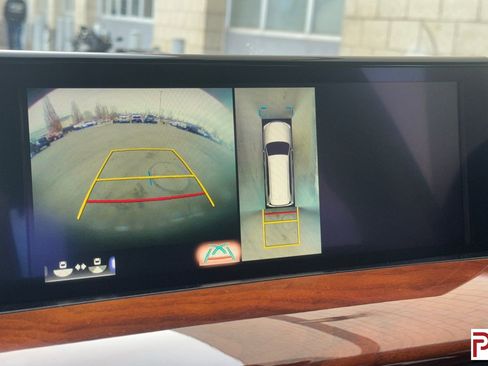 Used 2019 Lexus LX 570 570 w/ Luxury Package image 27