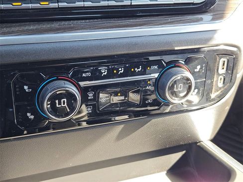 Used 2023 Chevrolet Silverado 1500 RST image 27