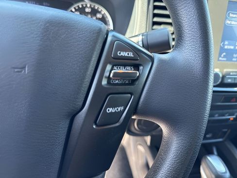 Used 2022 Nissan Frontier S RWD image 13