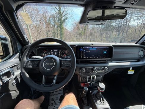 New 2026 Jeep Wrangler Rubicon AWD/4WD image 10