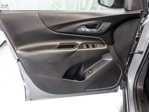 Certified 2024 Chevrolet Equinox LT FWD image 25
