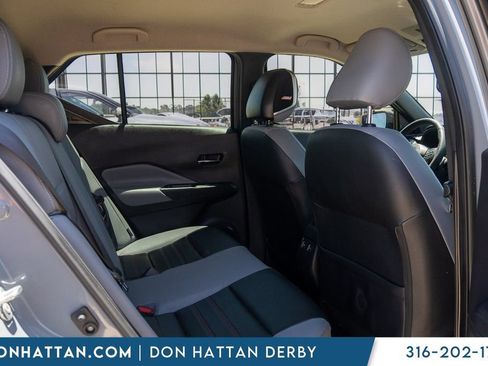 Used 2023 Nissan Kicks SR w/ SR Premium Package FWD image 23