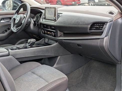 Used 2023 Nissan Rogue SV AWD/4WD image 21