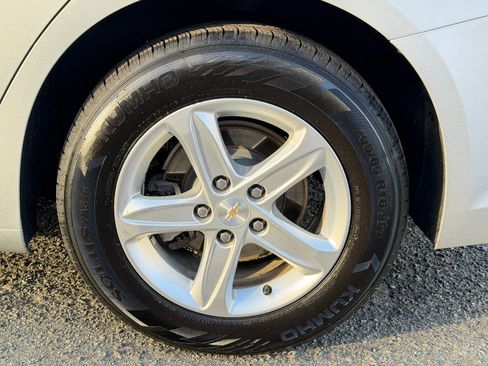 Used 2022 Chevrolet Malibu LT image 72