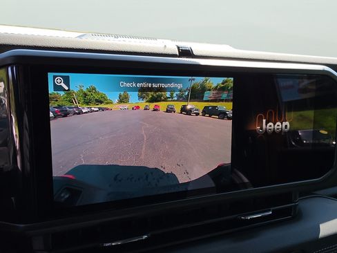 New 2026 Jeep Gladiator Mojave AWD/4WD image 22