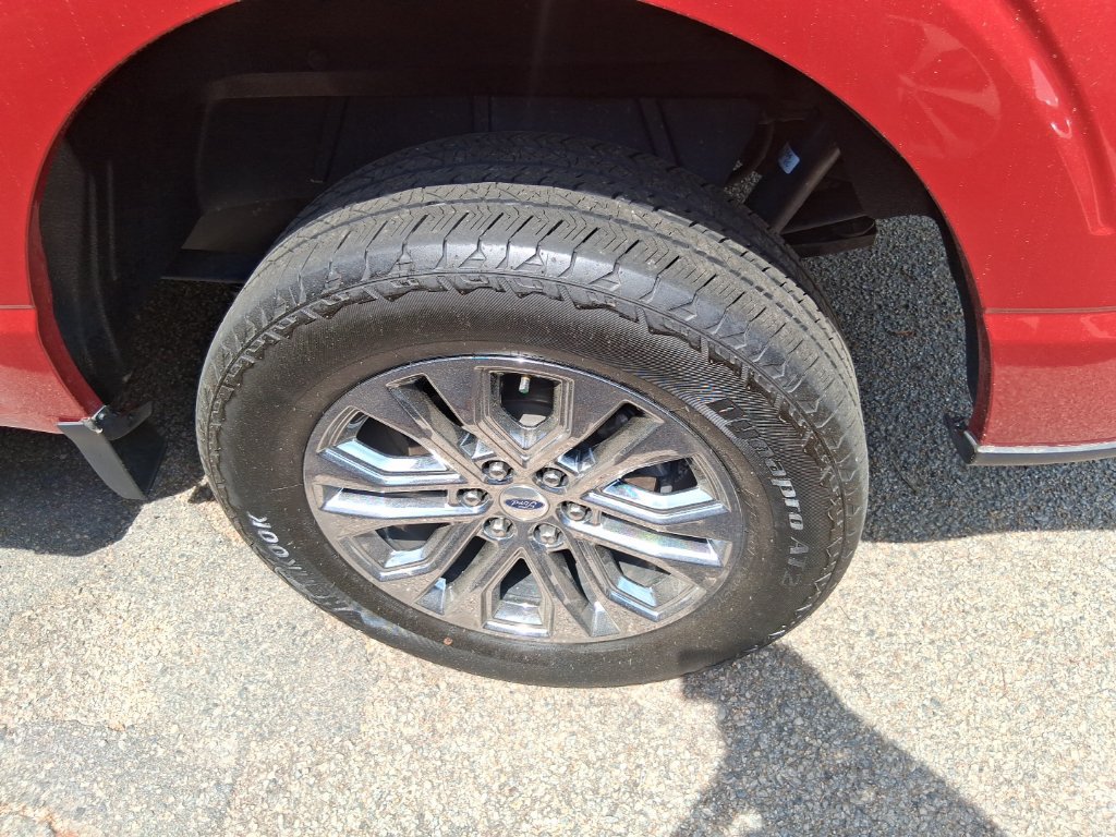 Used 2024 Ford F150 Lariat w/ Tow/Haul Package AWD/4WD image 9