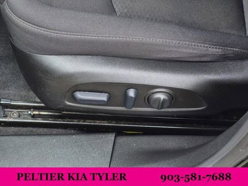 Used 2022 Chevrolet Malibu LT w/ Midnight Edition FWD image 21
