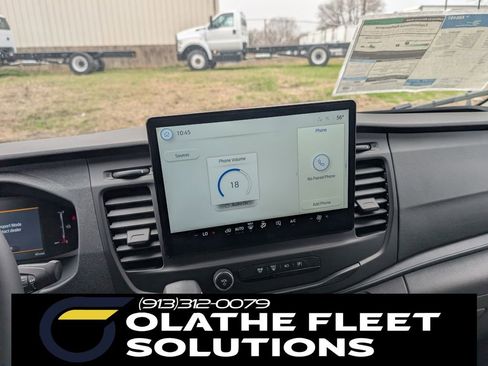 New 2026 Ford Transit 250 148 Medium Roof RWD image 10