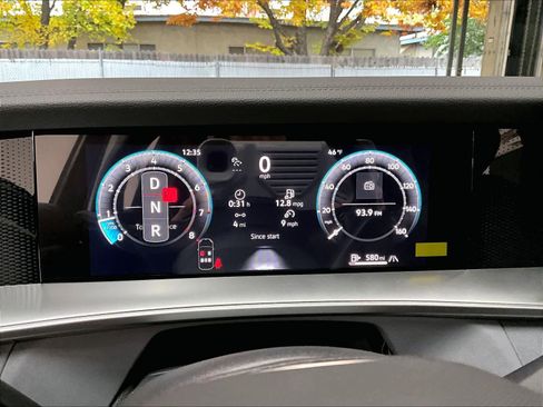 New 2026 Volkswagen Tiguan SE image 19