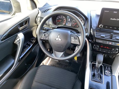 Used 2023 Mitsubishi Eclipse Cross LE AWD/4WD image 16