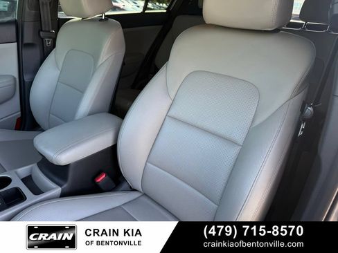Used 2020 Kia Sportage S FWD image 22