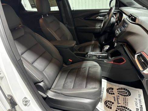 Used 2022 Chevrolet TrailBlazer RS AWD/4WD image 29