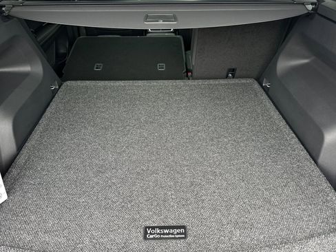 New 2026 Volkswagen Atlas Cross Sport SE image 13