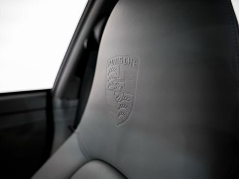 Used 2003 Porsche 911 Carrera 4S AWD/4WD image 18