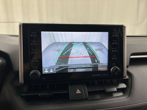 Used 2019 Toyota RAV4 XLE w/ Convenience Package AWD/4WD image 15