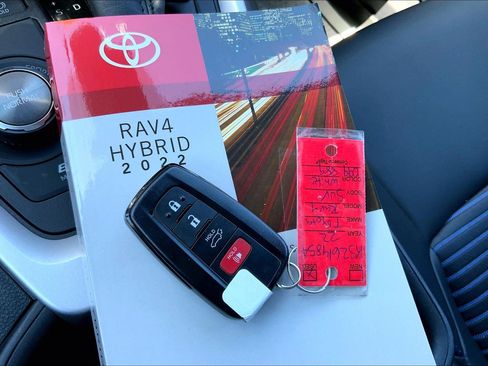 Used 2022 Toyota RAV4 XSE w/ XSE Grade Weather Package AWD/4WD image 12