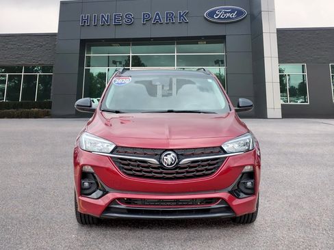 Used 2020 Buick Encore GX Select w/ Sport Touring Package FWD image 2