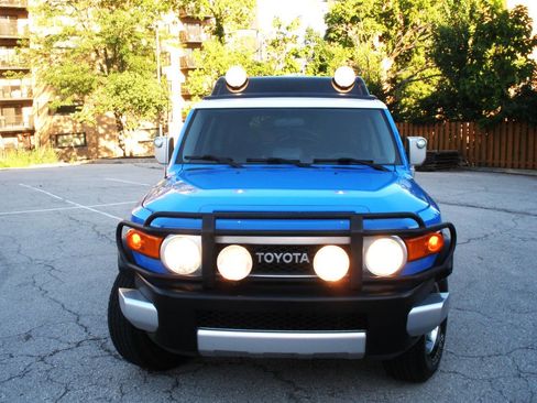 Used 2008 Toyota FJ Cruiser 4WD image 7