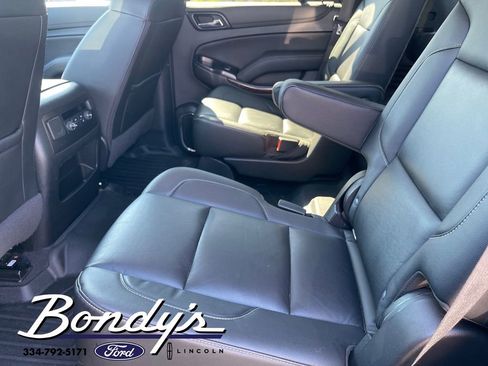 Used 2020 Chevrolet Tahoe LT w/ Luxury Package image 12