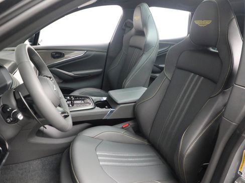 Used 2025 Aston Martin DBX 707 image 15