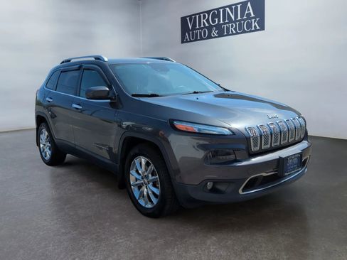 Used 2015 Jeep Cherokee Limited w/ Luxury Group image 5