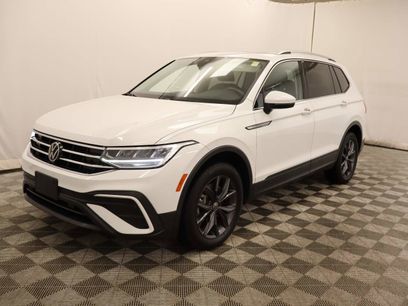 Certified 2022 Volkswagen Tiguan SE w/ Panoramic Sunroof Package